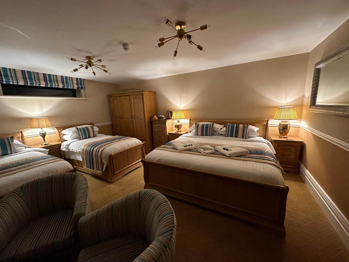 Chester House Guest House Luaran gambar The Old Post Office, Bilsborrow